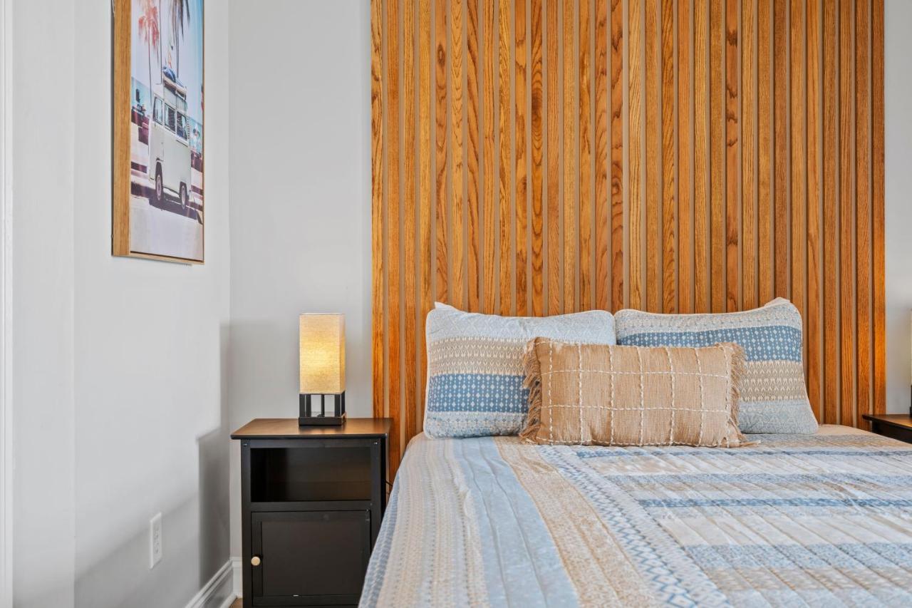 ☆Live On The Water! Lake Palmetto Palm W/ Patio - 10Min To Downtown & Beaches☆ Charleston Eksteriør billede