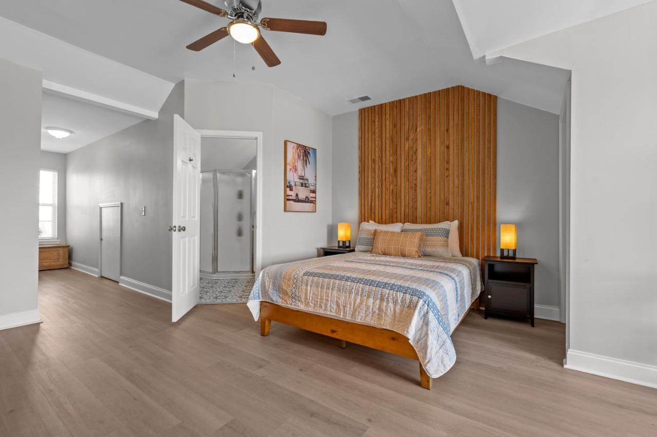 ☆Live On The Water! Lake Palmetto Palm W/ Patio - 10Min To Downtown & Beaches☆ Charleston Eksteriør billede