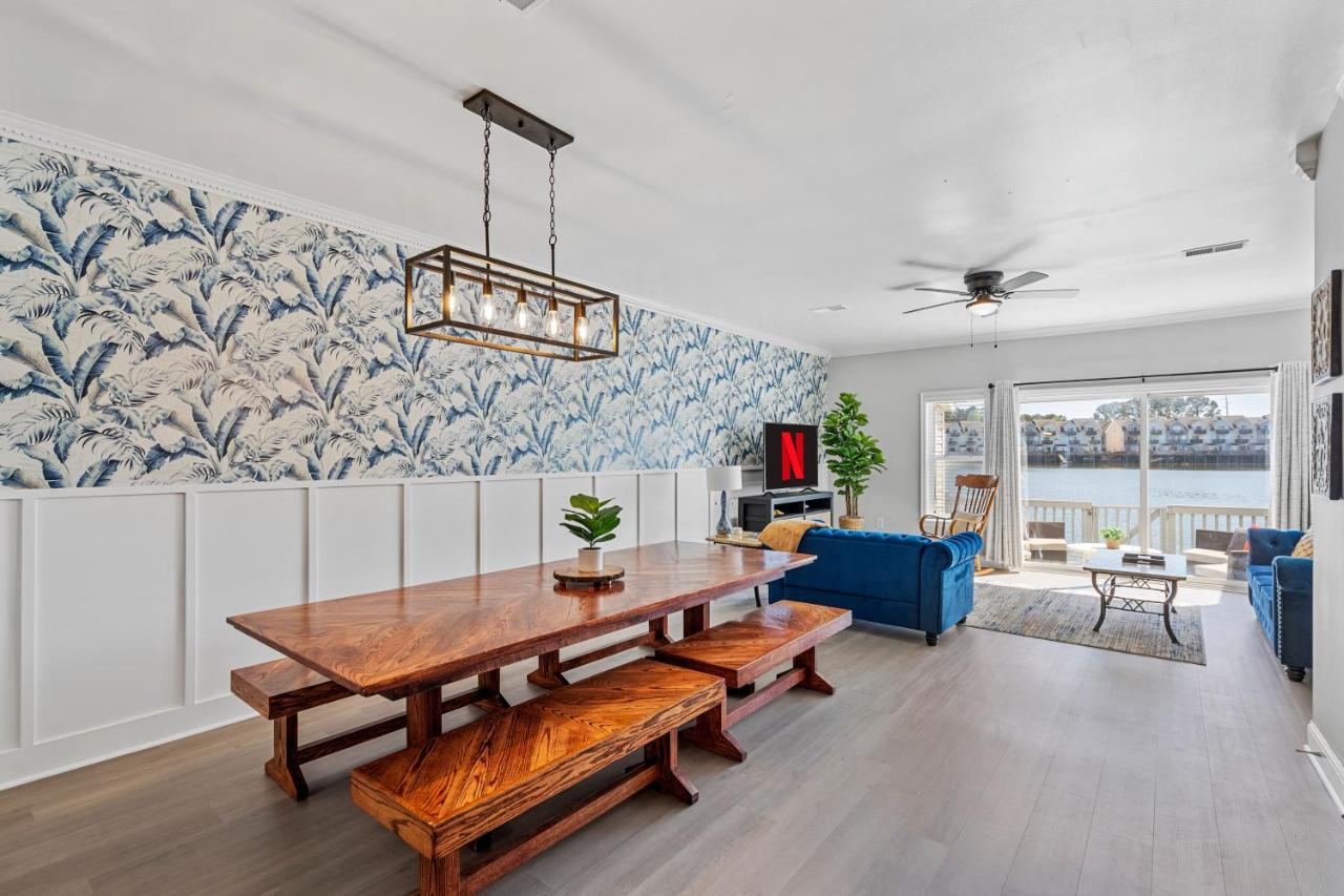 ☆Live On The Water! Lake Palmetto Palm W/ Patio - 10Min To Downtown & Beaches☆ Charleston Eksteriør billede
