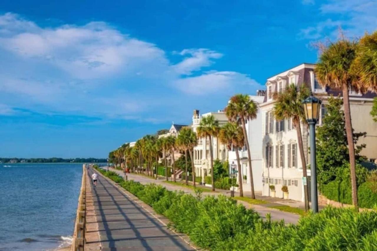 ☆Live On The Water! Lake Palmetto Palm W/ Patio - 10Min To Downtown & Beaches☆ Charleston Eksteriør billede